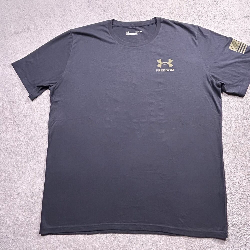 Under Armour T-Shirt Mens XL Black Freedom Flag Graphic Short Sleeve Activewear
